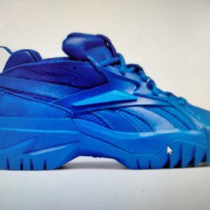 NWOT REEBOK Cardi B Club C V2 Women's Shoes Vital Blue